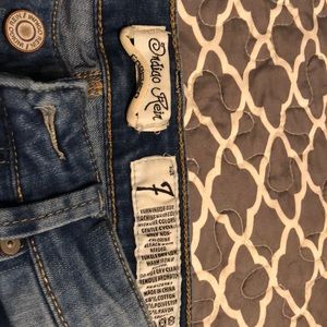 Gently used Crop jeans from non smoking home